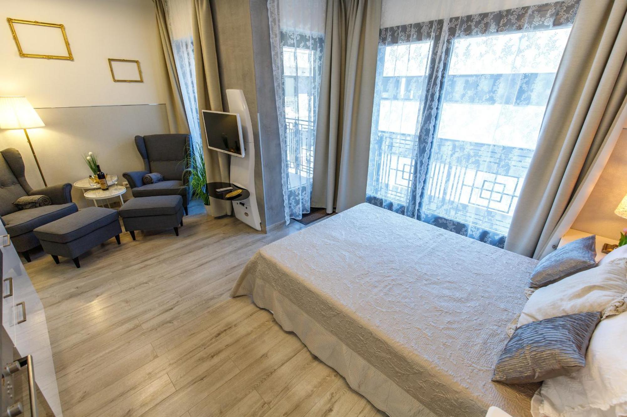 K40 Romantic Deluxe Studio In The City Center بودابست المظهر الخارجي الصورة