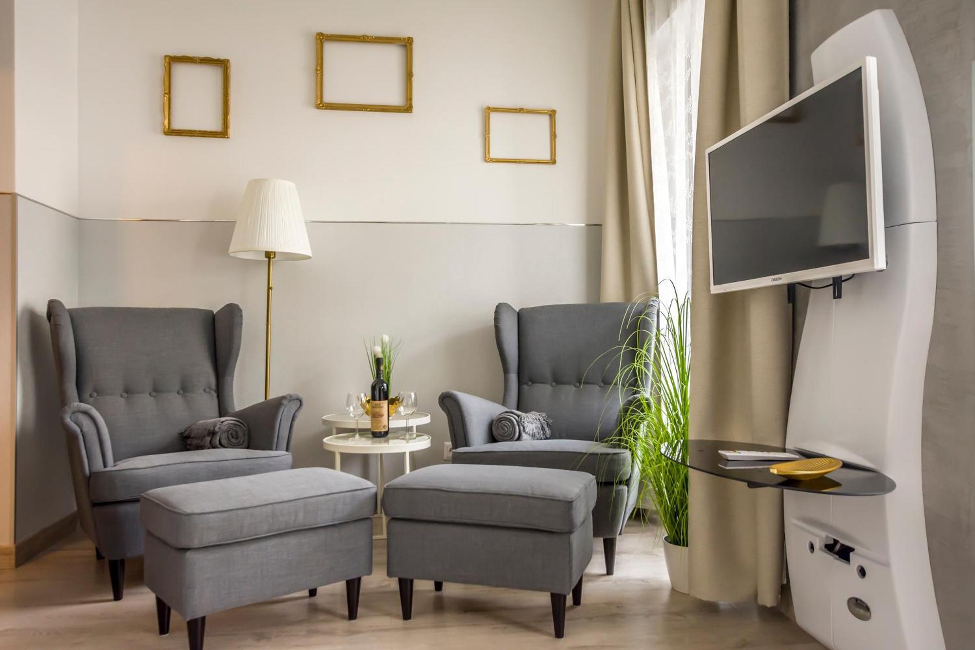 K40 Romantic Deluxe Studio In The City Center بودابست المظهر الخارجي الصورة